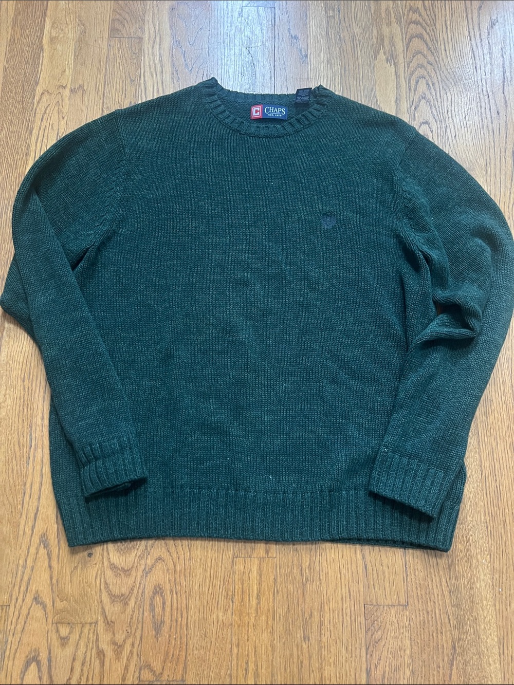Chaps Men’s Crewneck Sweater in Dark Green size large 100% cotton